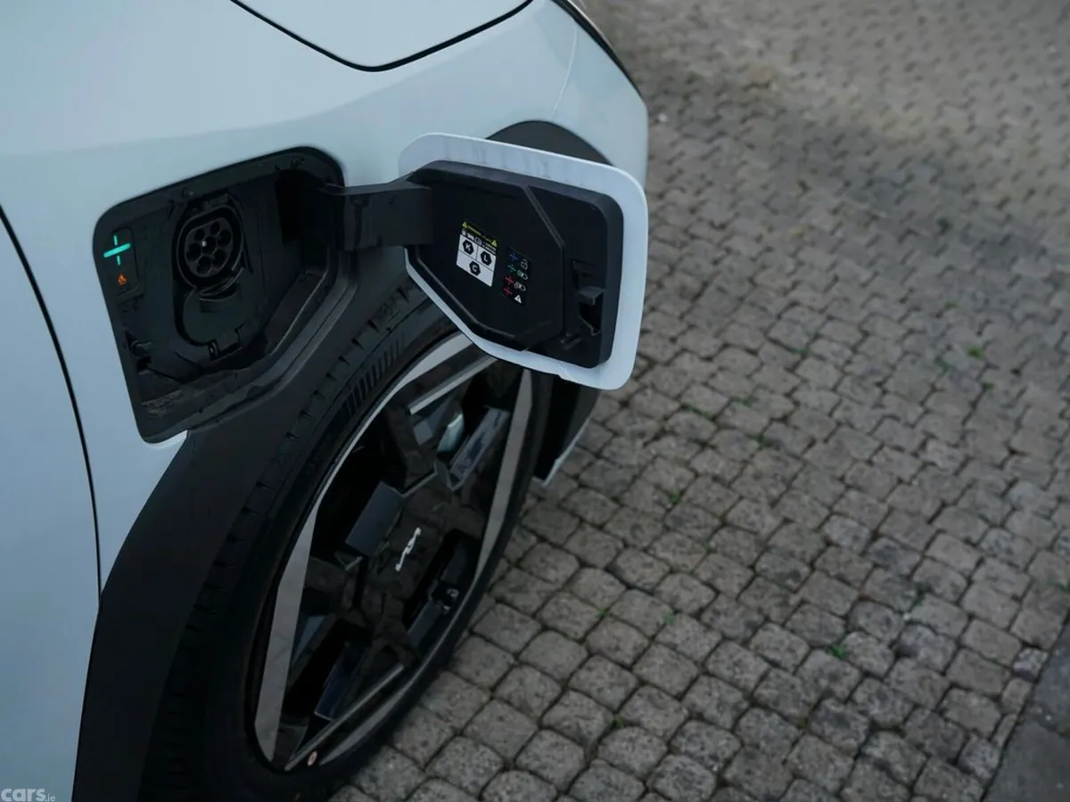 Kia EV4 Hatchback, Electric, 2027, White