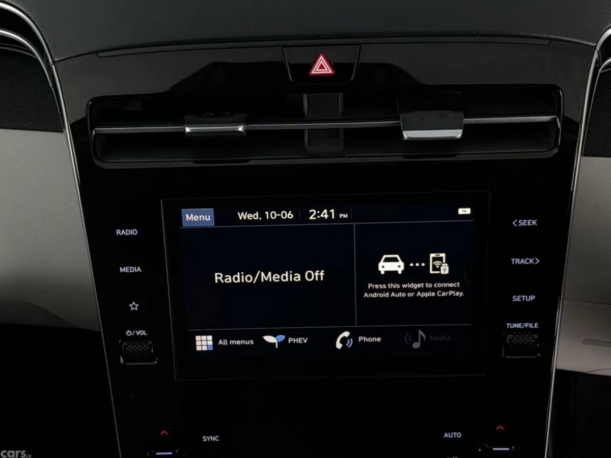 Hyundai Tucson MPV, Petrol Plug-in Hybrid, 2022, Red