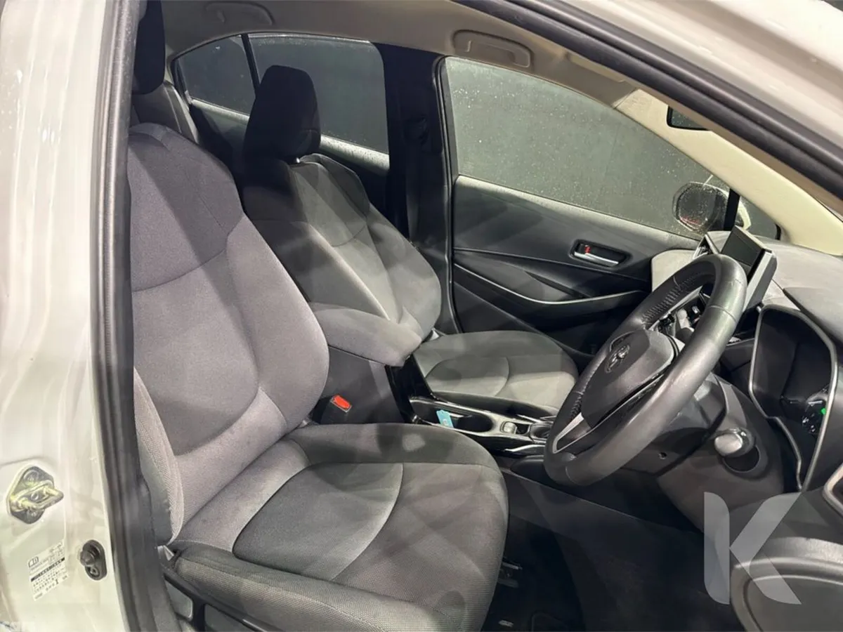 Toyota Corolla Saloon, Petrol Hybrid, 2022, White
