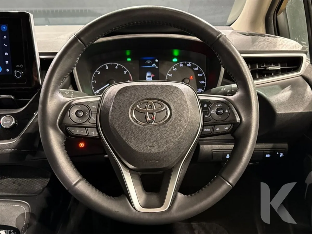 Toyota Corolla Saloon, Petrol Hybrid, 2022, White