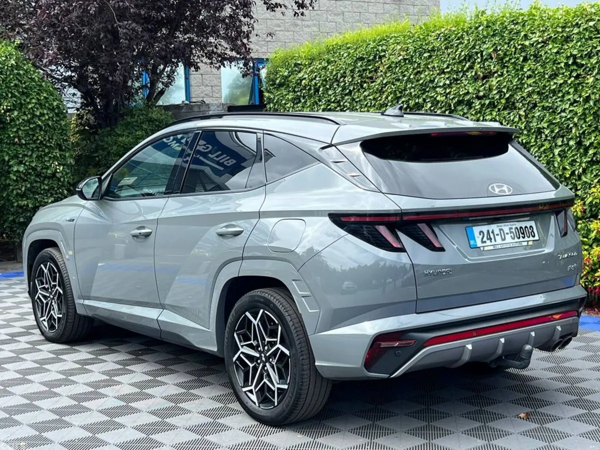 Hyundai Tucson SUV, Petrol Plug-in Hybrid, 2024, Grey