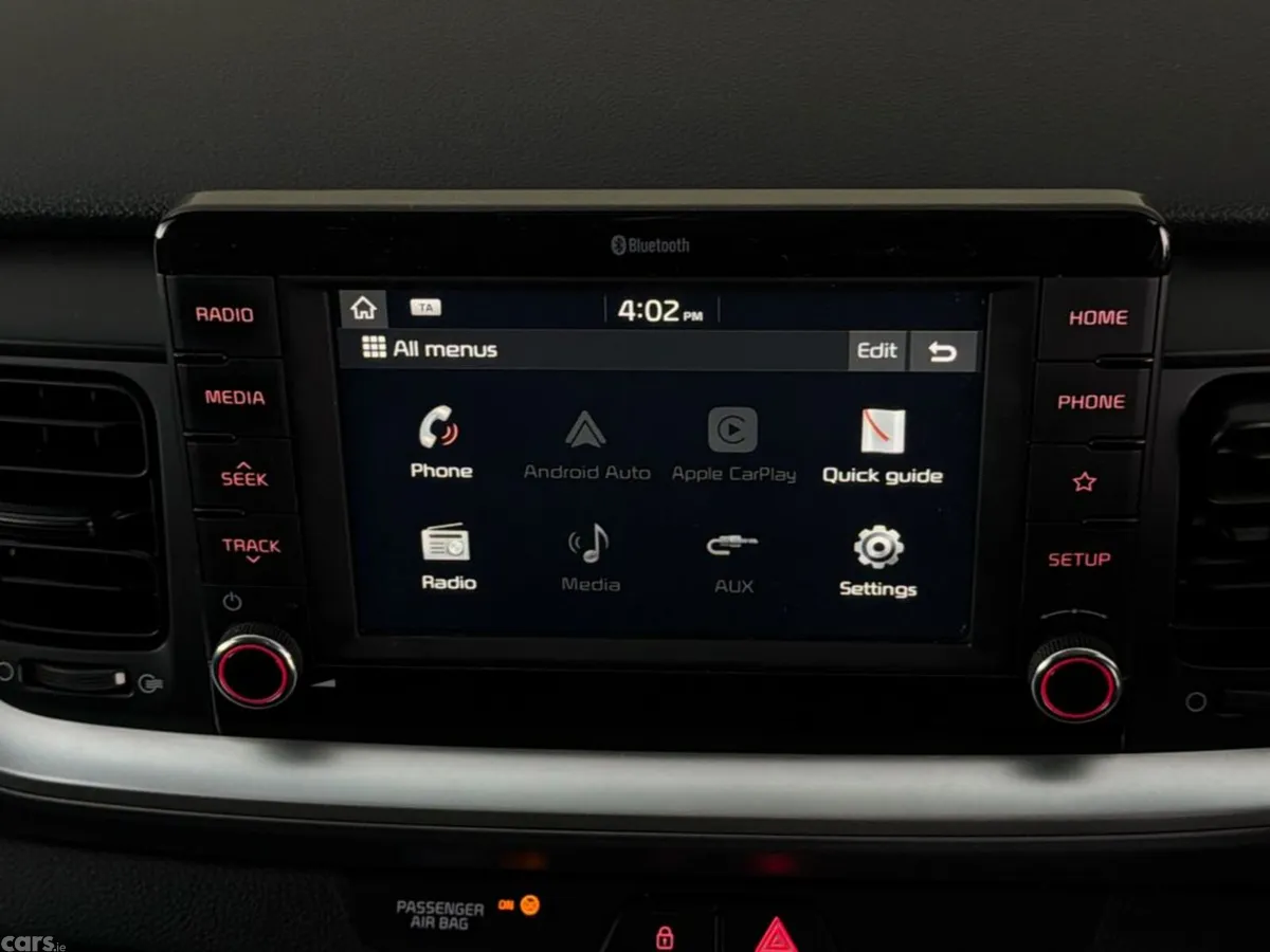 Kia Stonic Hatchback, Diesel, 2019, Brown
