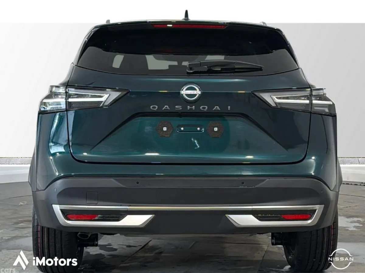 Nissan Qashqai SUV, Petrol Hybrid, 2027, Green