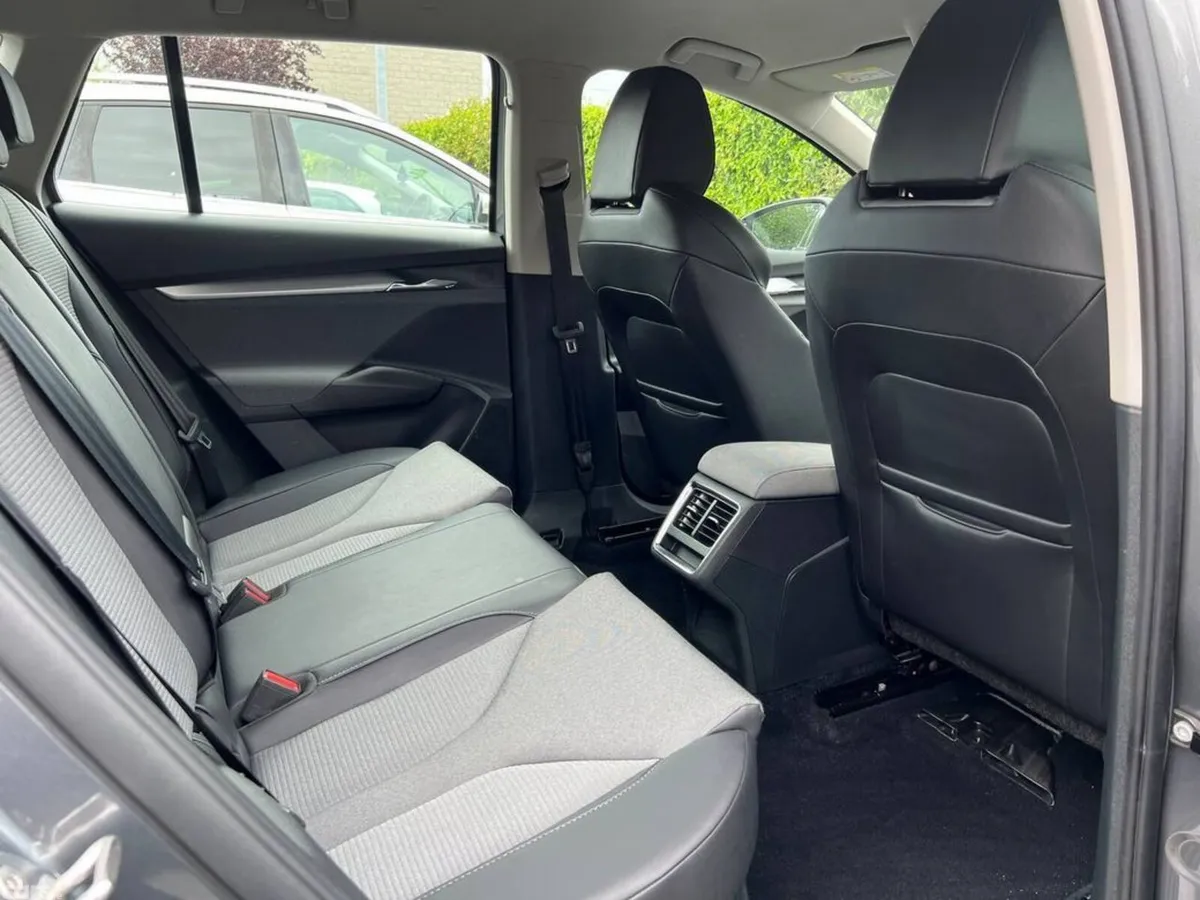 Skoda Enyaq SUV, Electric, 2023, Grey