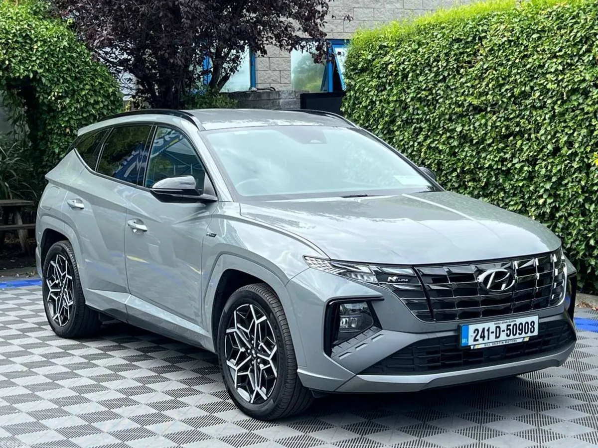 Hyundai Tucson SUV, Petrol Plug-in Hybrid, 2024, Grey