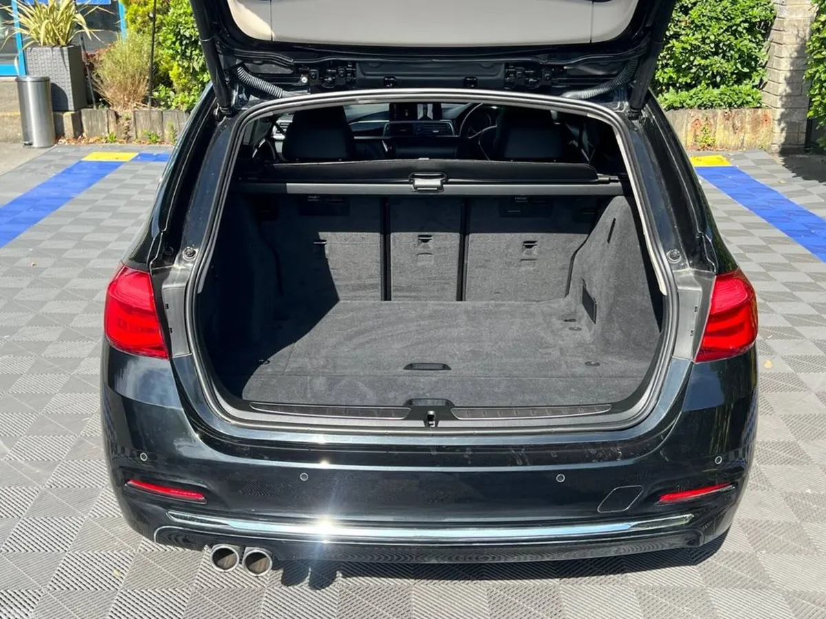BMW 3-Series Estate, Diesel, 2018, Black