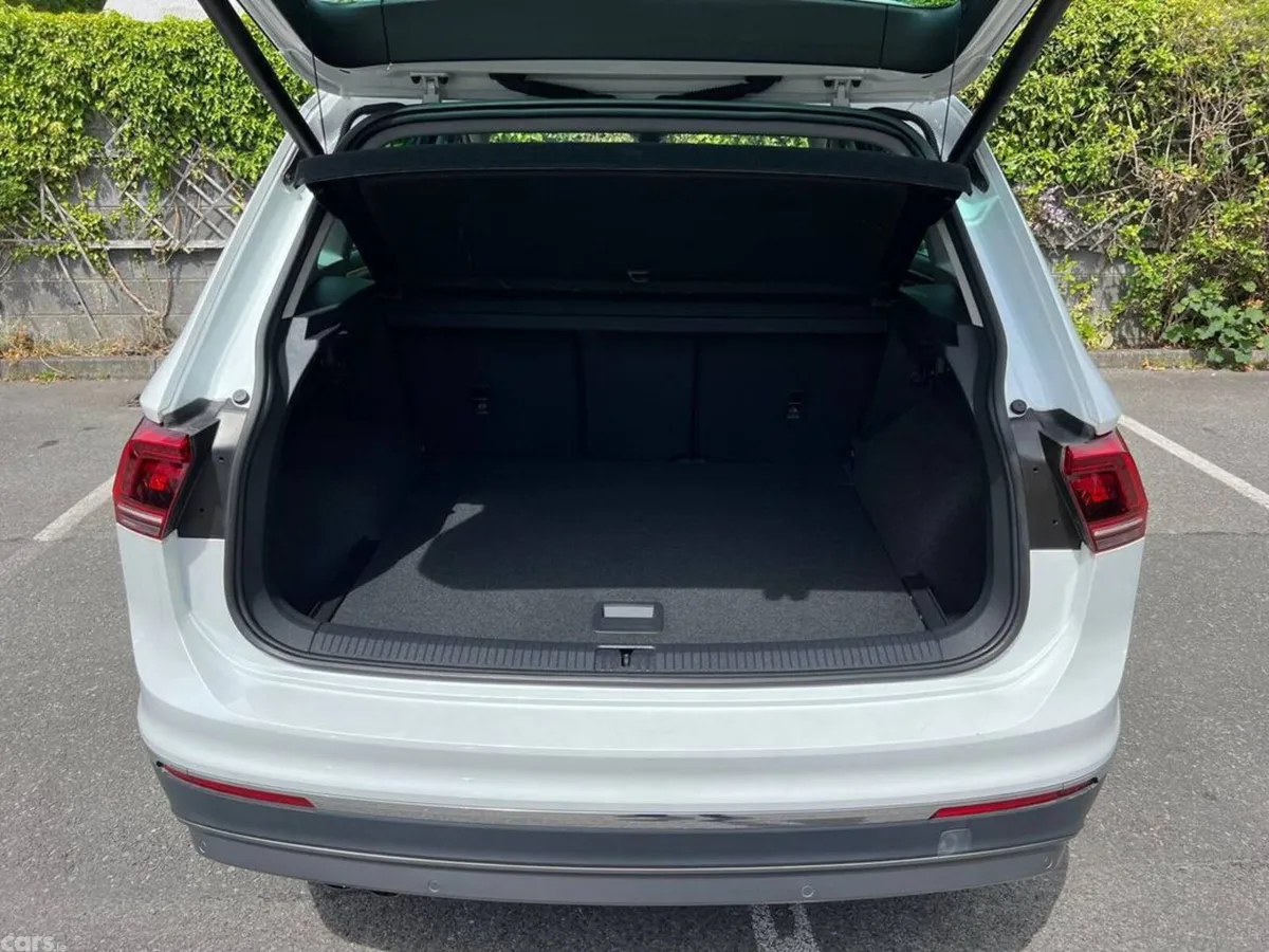 Volkswagen Tiguan SUV, Diesel, 2018, White