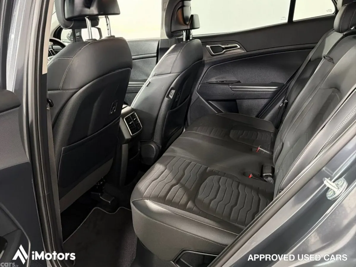 Kia Sportage SUV, Petrol Hybrid, 2023, Grey