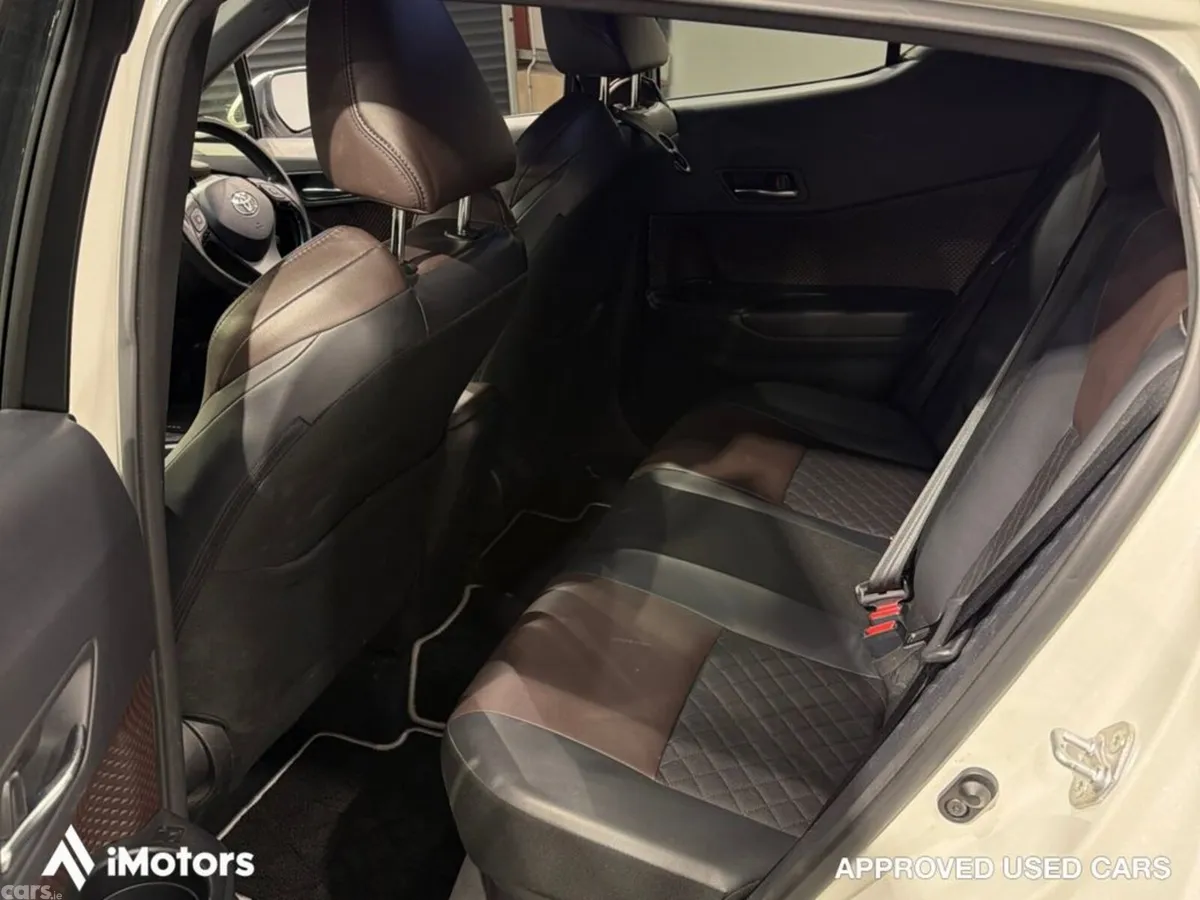 Toyota C-HR SUV, Petrol Hybrid, 2018, White
