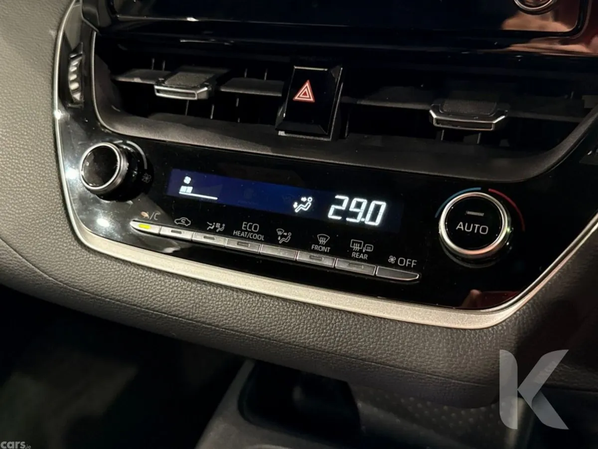 Toyota Corolla Hatchback, Petrol Hybrid, 2020, Silver