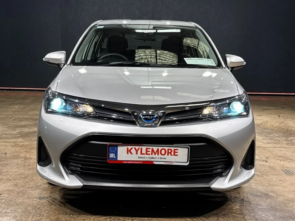 Toyota Corolla Estate, Petrol Hybrid, 2023, Silver