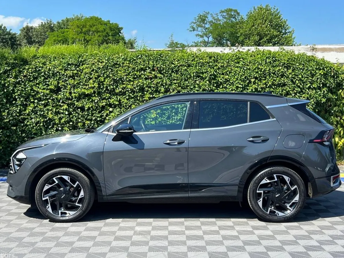 Kia Sportage Estate, Petrol Plug-in Hybrid, 2023, Grey