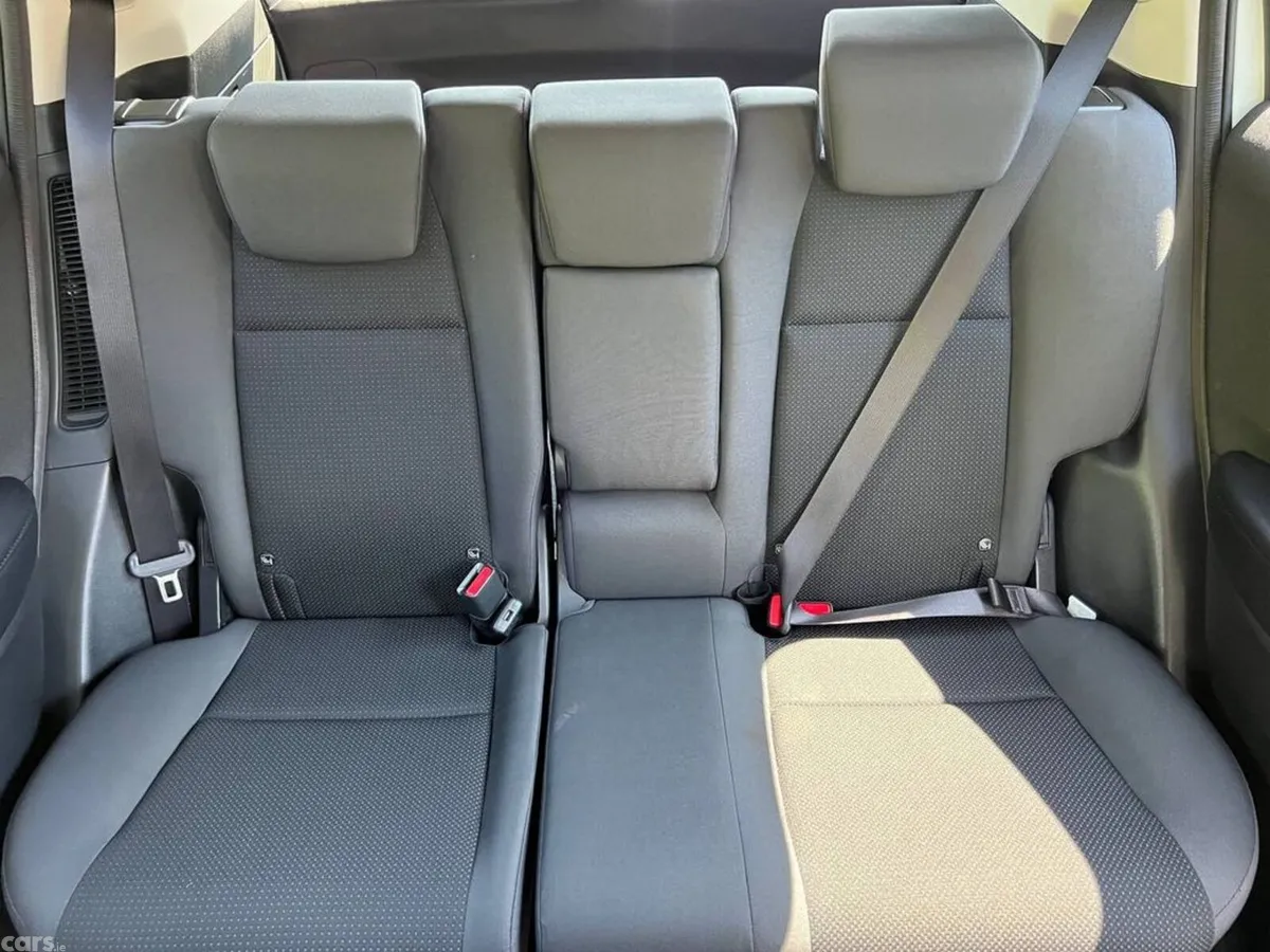 Honda Vezel SUV, Petrol Hybrid, 2021, White