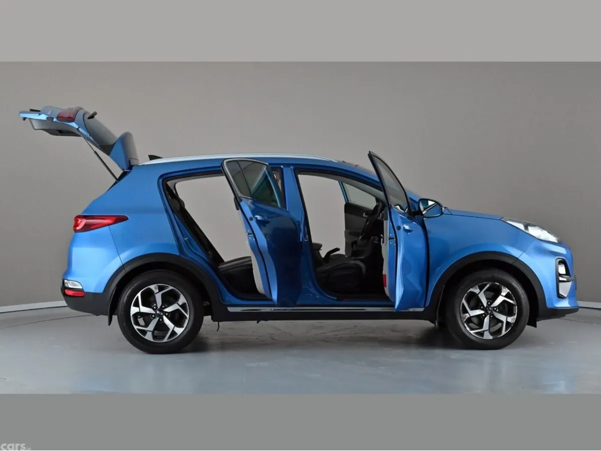 Kia Sportage SUV, Diesel Hybrid, 2020, Blue