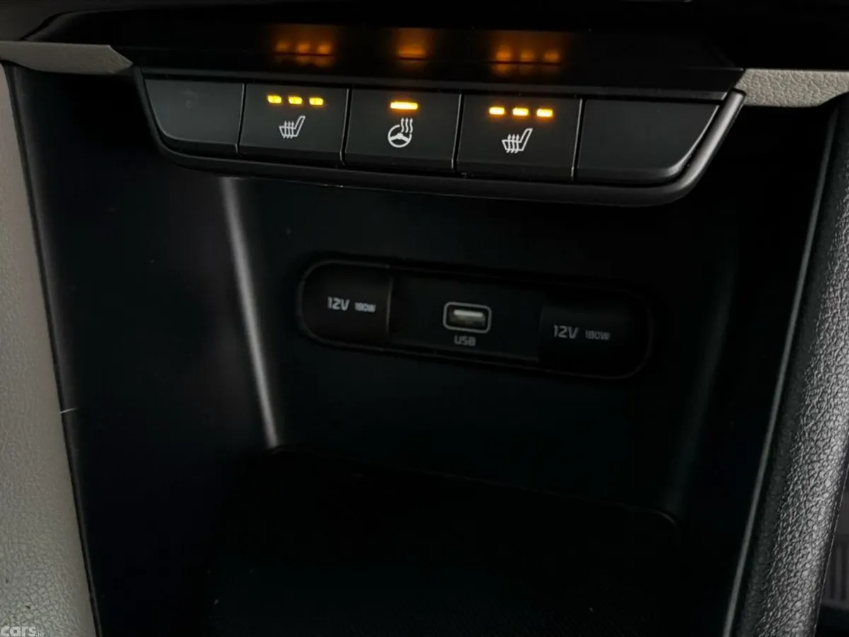 Kia Sportage SUV, Diesel Hybrid, 2020, Blue