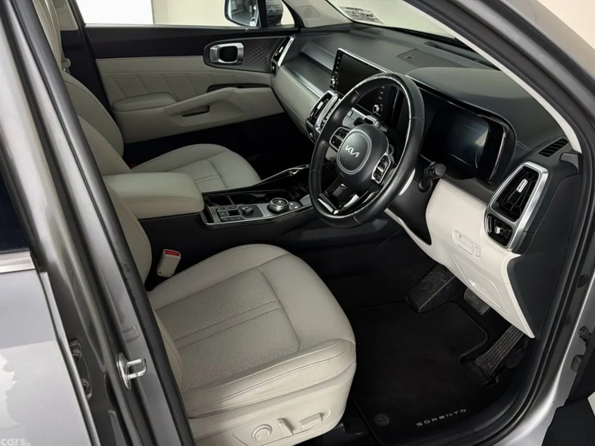 Kia Sorento SUV, Diesel, 2024, Grey
