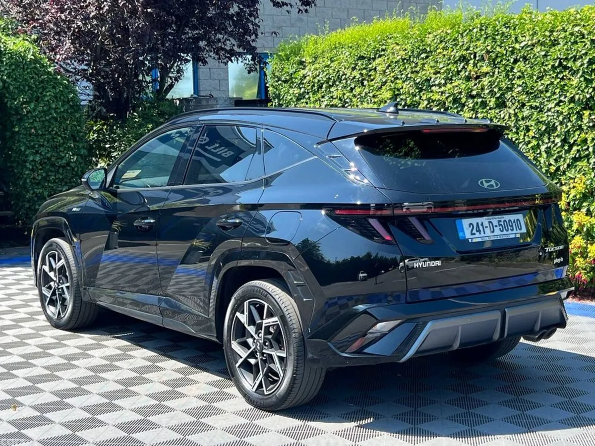 Hyundai Tucson SUV, Petrol Plug-in Hybrid, 2024, Black