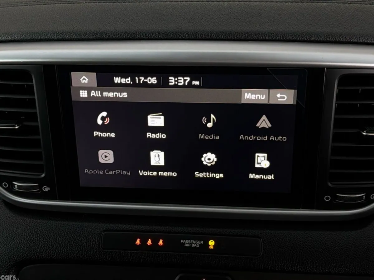 Kia Sportage SUV, Diesel Hybrid, 2021, Grey