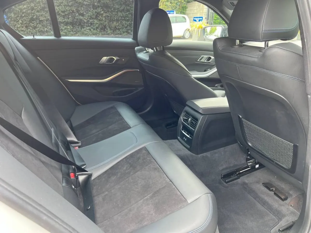 BMW 3-Series Saloon, Petrol Plug-in Hybrid, 2020, White