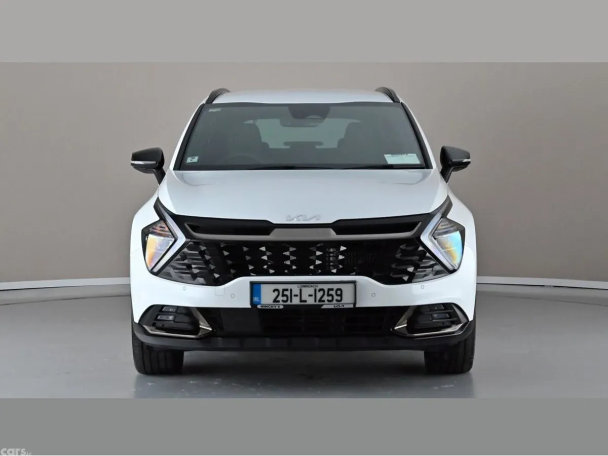 Kia Sportage SUV, Petrol Plug-in Hybrid, 2025, White