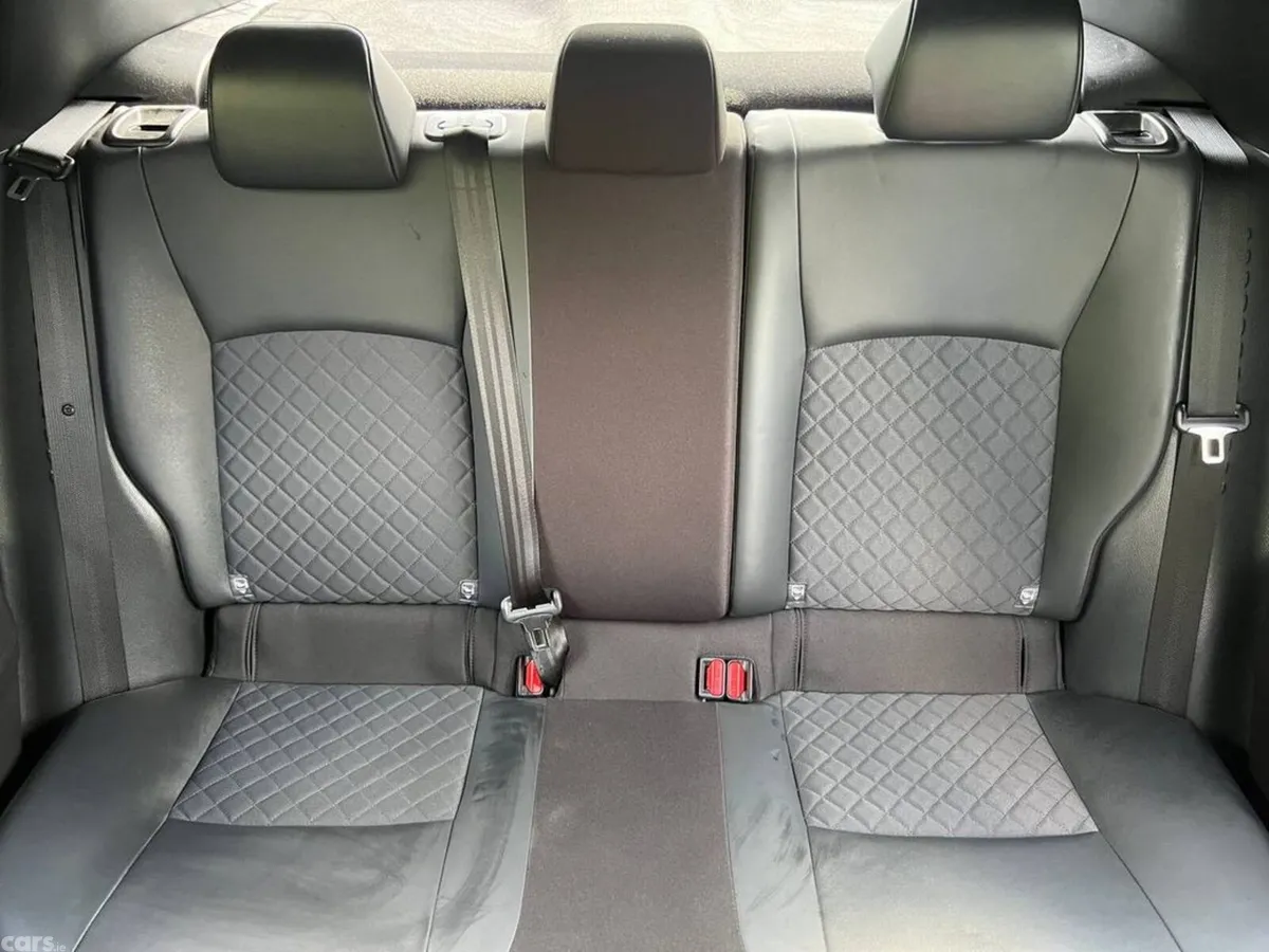 Toyota C-HR SUV, Petrol Hybrid, 2021, Grey