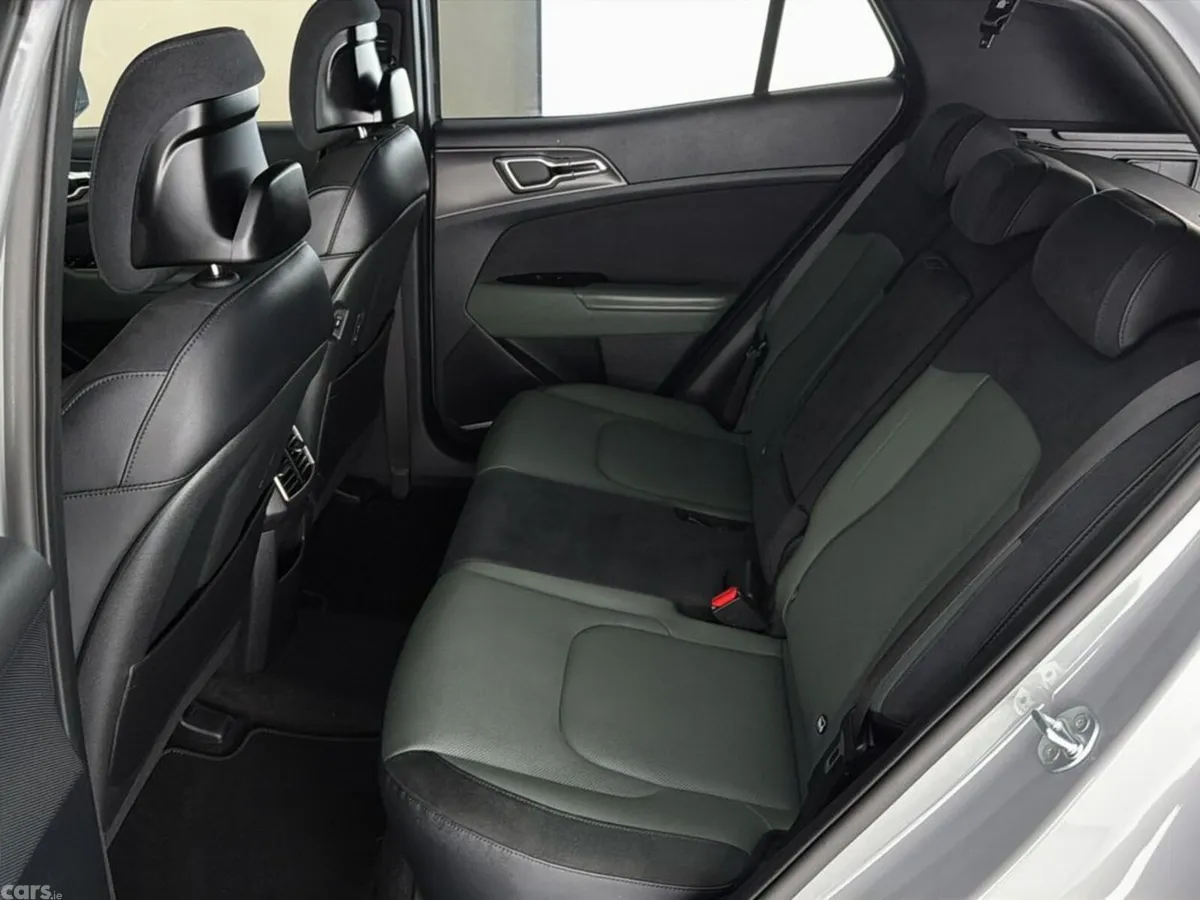 Kia Sportage SUV, Petrol Plug-in Hybrid, 2025, Grey