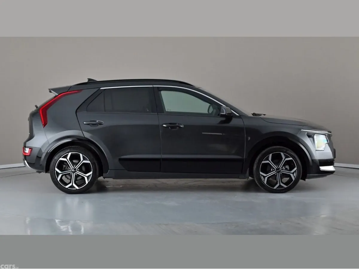 Kia Niro Hatchback, Petrol Plug-in Hybrid, 2023, Grey
