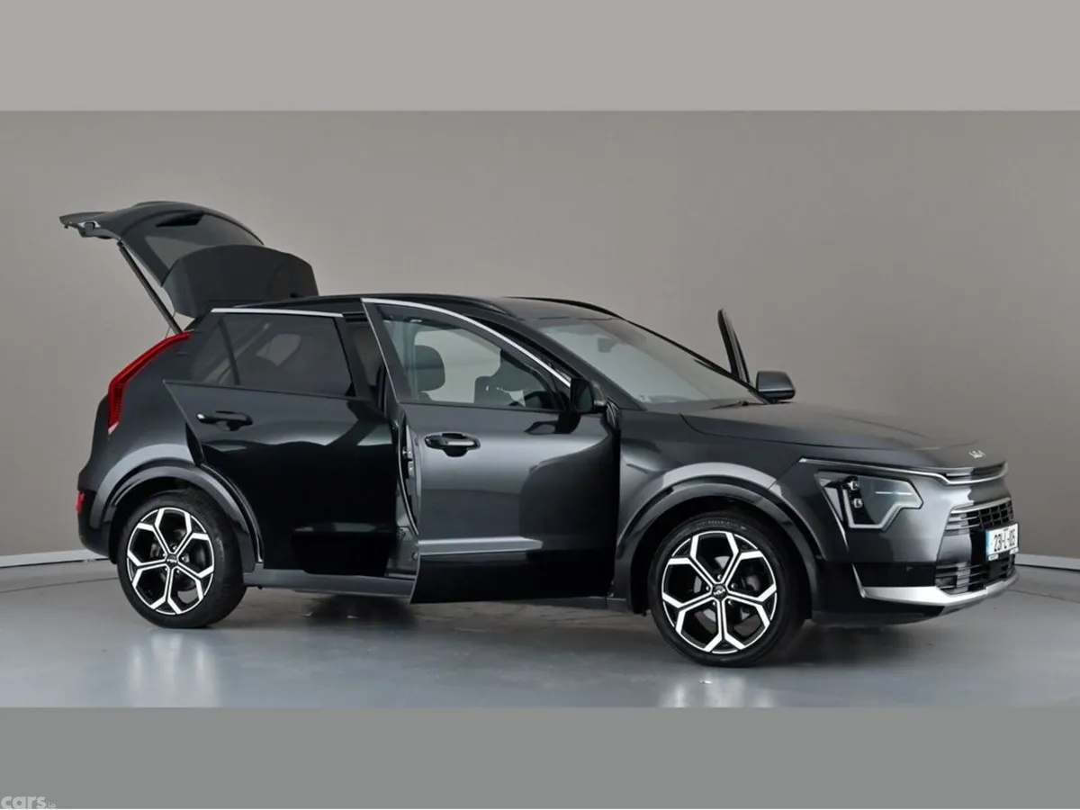 Kia Niro Hatchback, Petrol Plug-in Hybrid, 2023, Grey