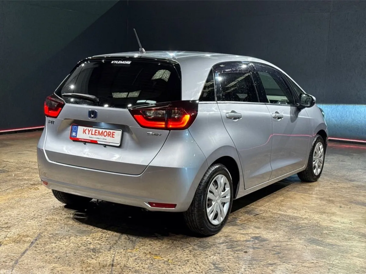Honda Fit Hatchback, Petrol Hybrid, 2021, Silver