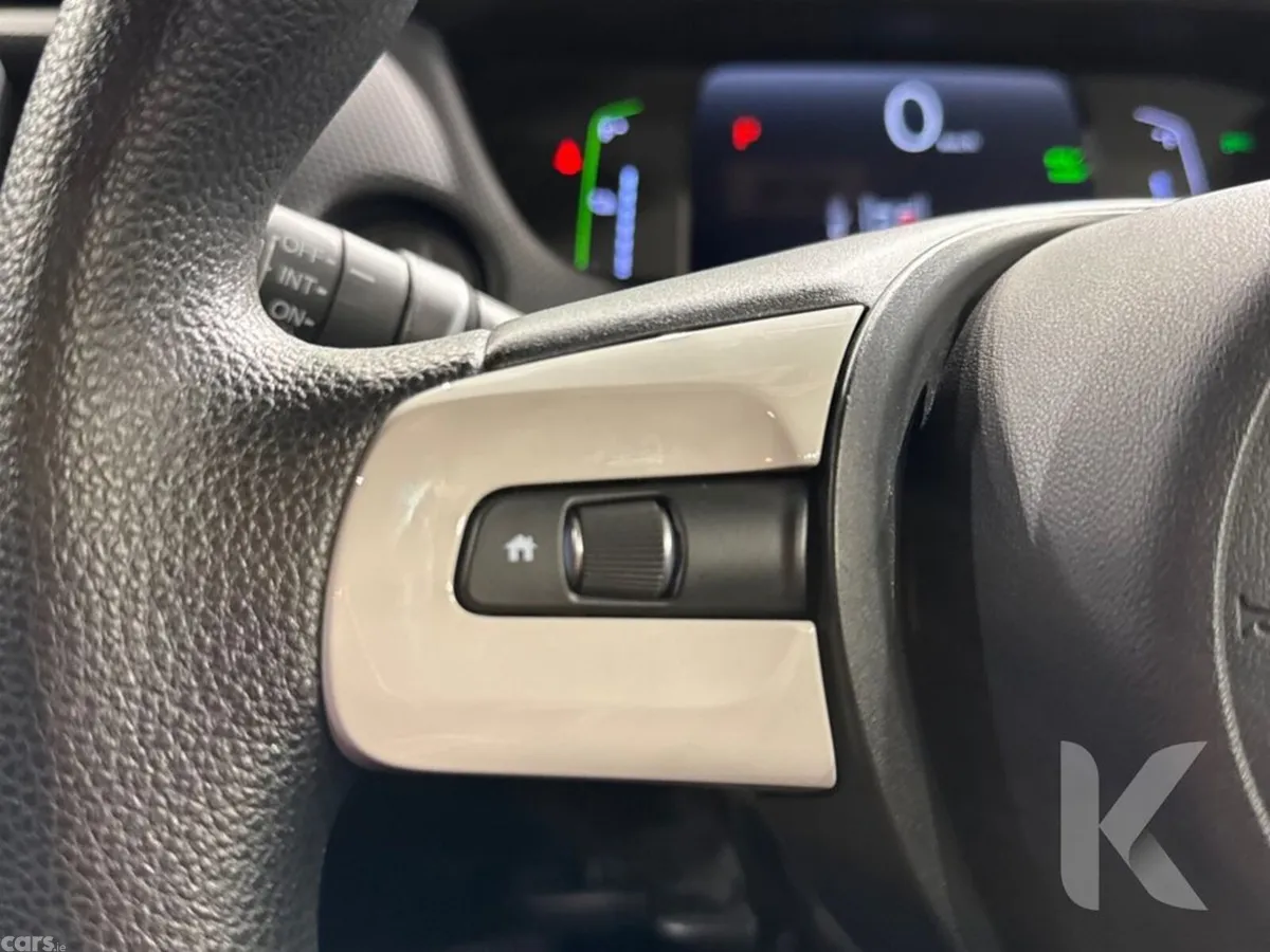 Honda Fit Hatchback, Petrol Hybrid, 2021, Silver