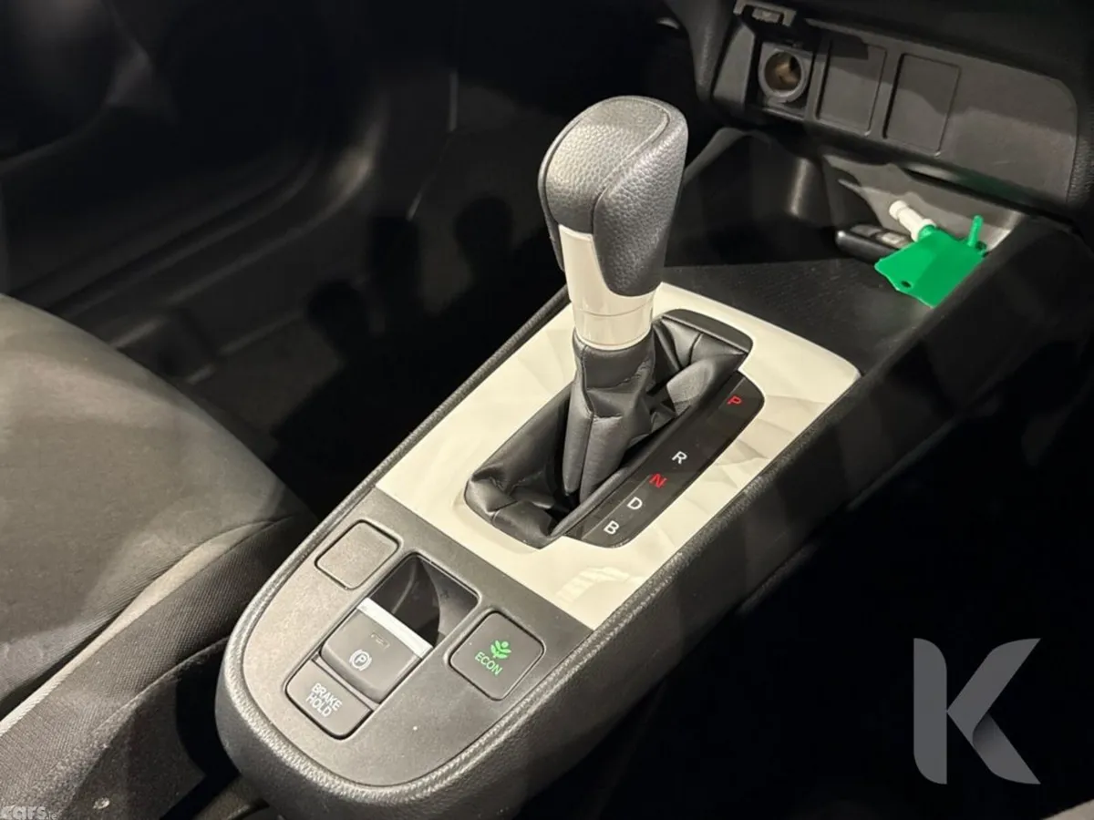 Honda Fit Hatchback, Petrol Hybrid, 2023, Silver