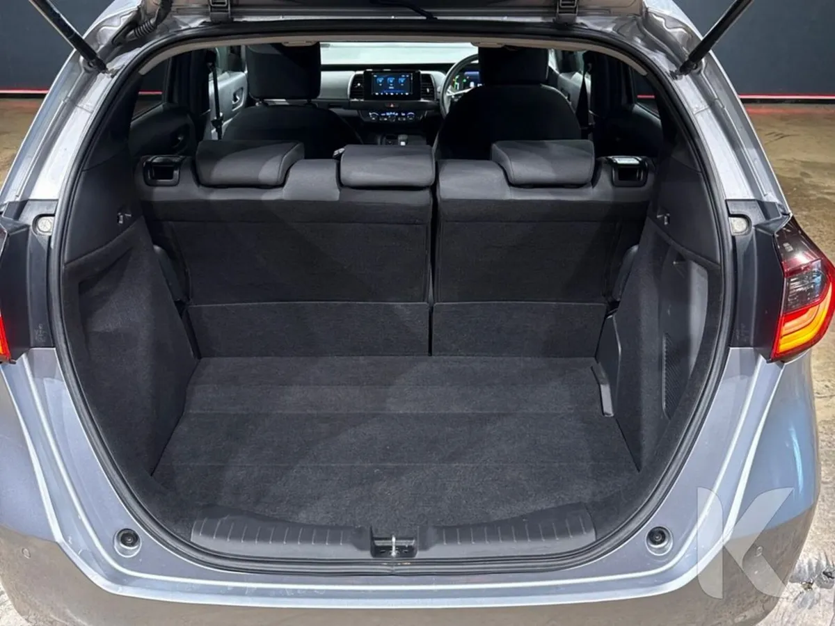 Honda Fit Hatchback, Petrol Hybrid, 2023, Silver
