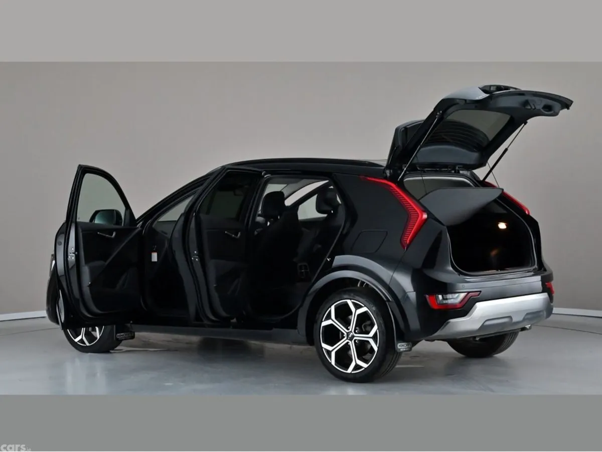 Kia Niro Hatchback, Petrol Hybrid, 2024, Black