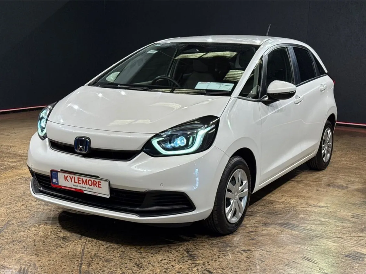 Honda Fit Hatchback, Petrol Hybrid, 2024, White
