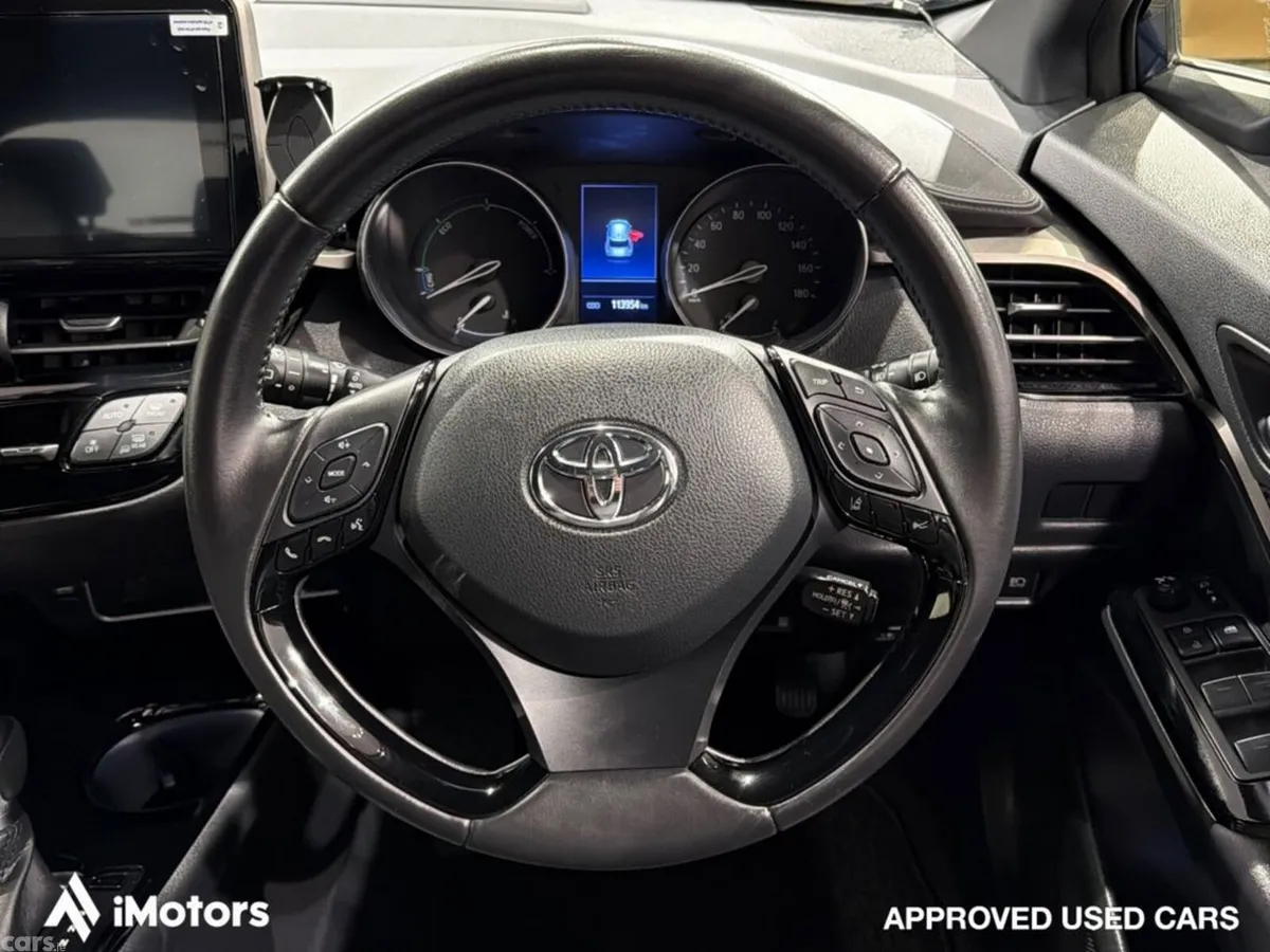 Toyota C-HR SUV, Petrol Hybrid, 2021, Blue