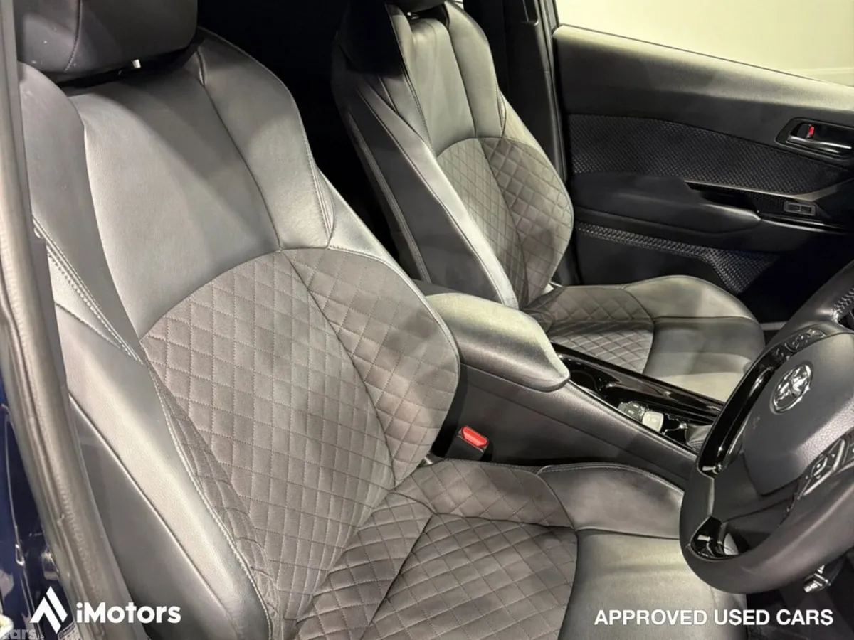 Toyota C-HR SUV, Petrol Hybrid, 2021, Blue
