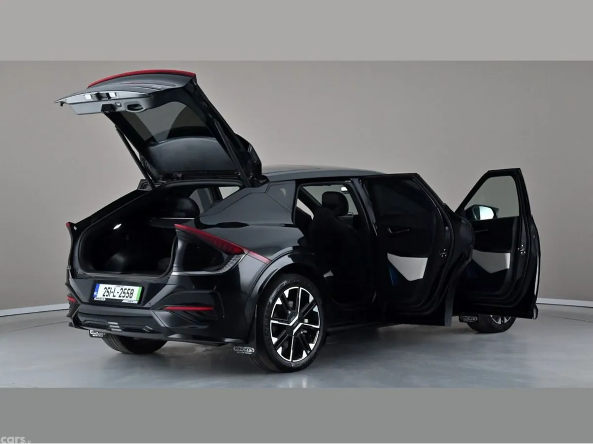 Kia EV6 MPV, Electric, 2025, Black