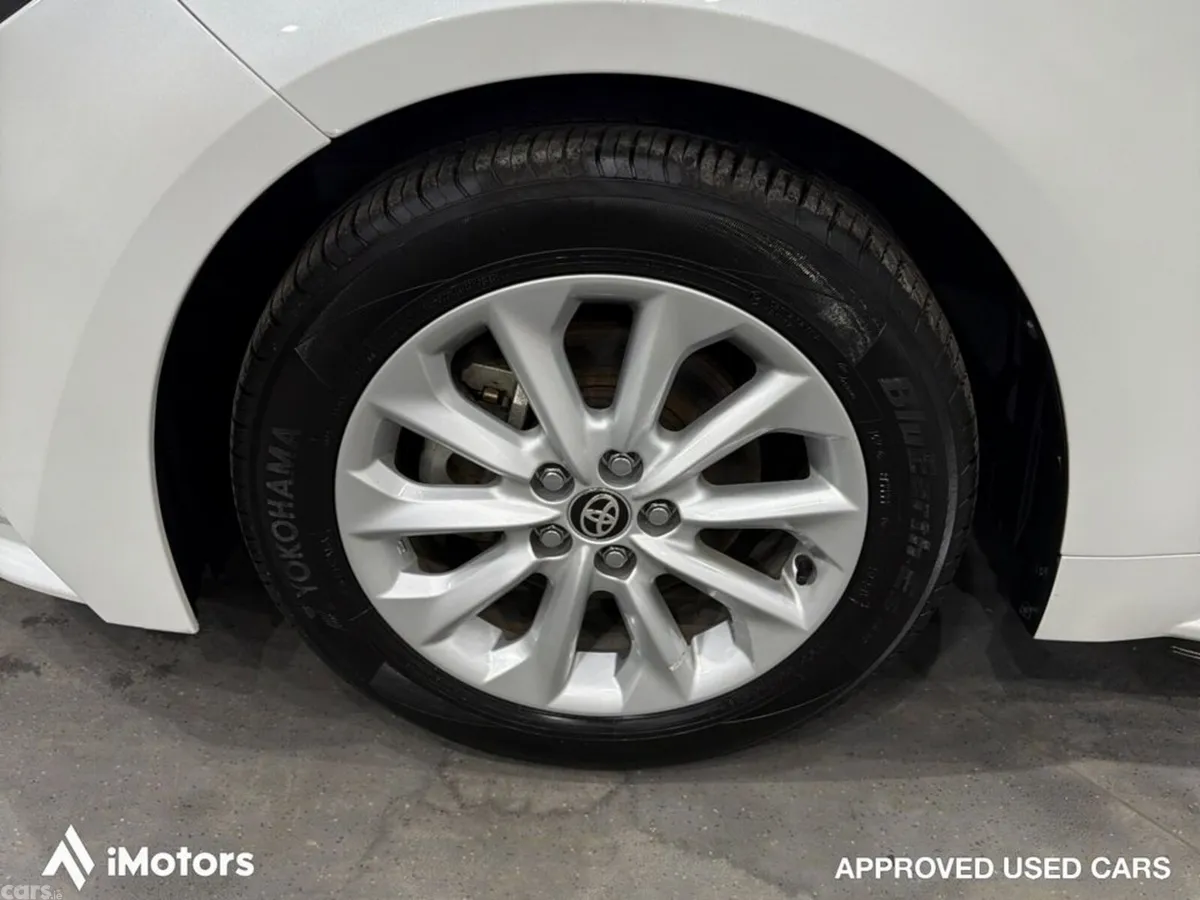 Toyota Corolla Estate, Petrol Hybrid, 2022, White