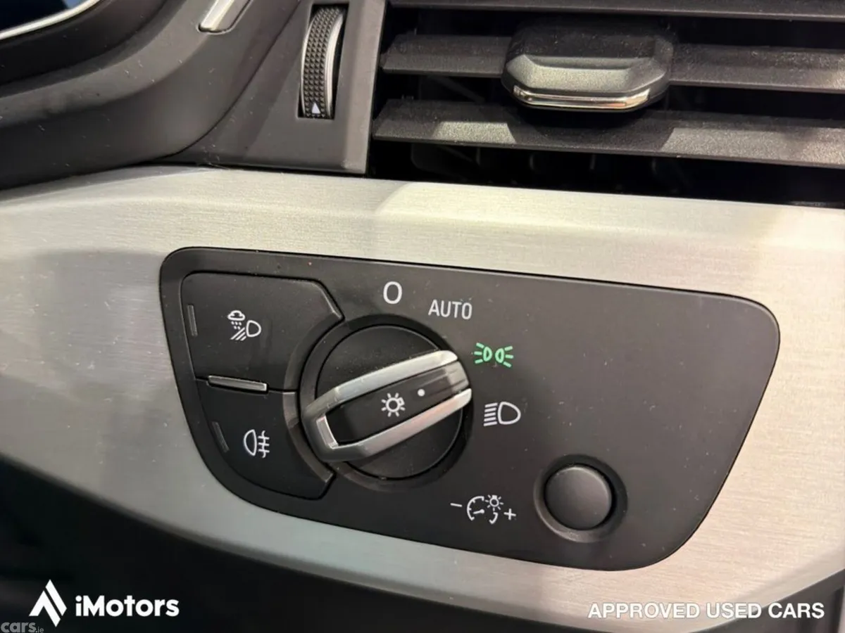Audi A4 Saloon, Diesel, 2022, Blue