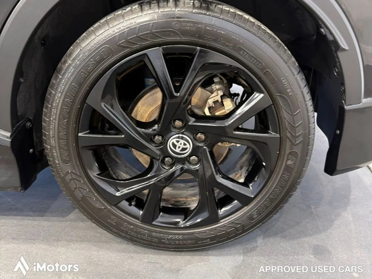 Toyota C-HR SUV, Petrol Hybrid, 2020, Black
