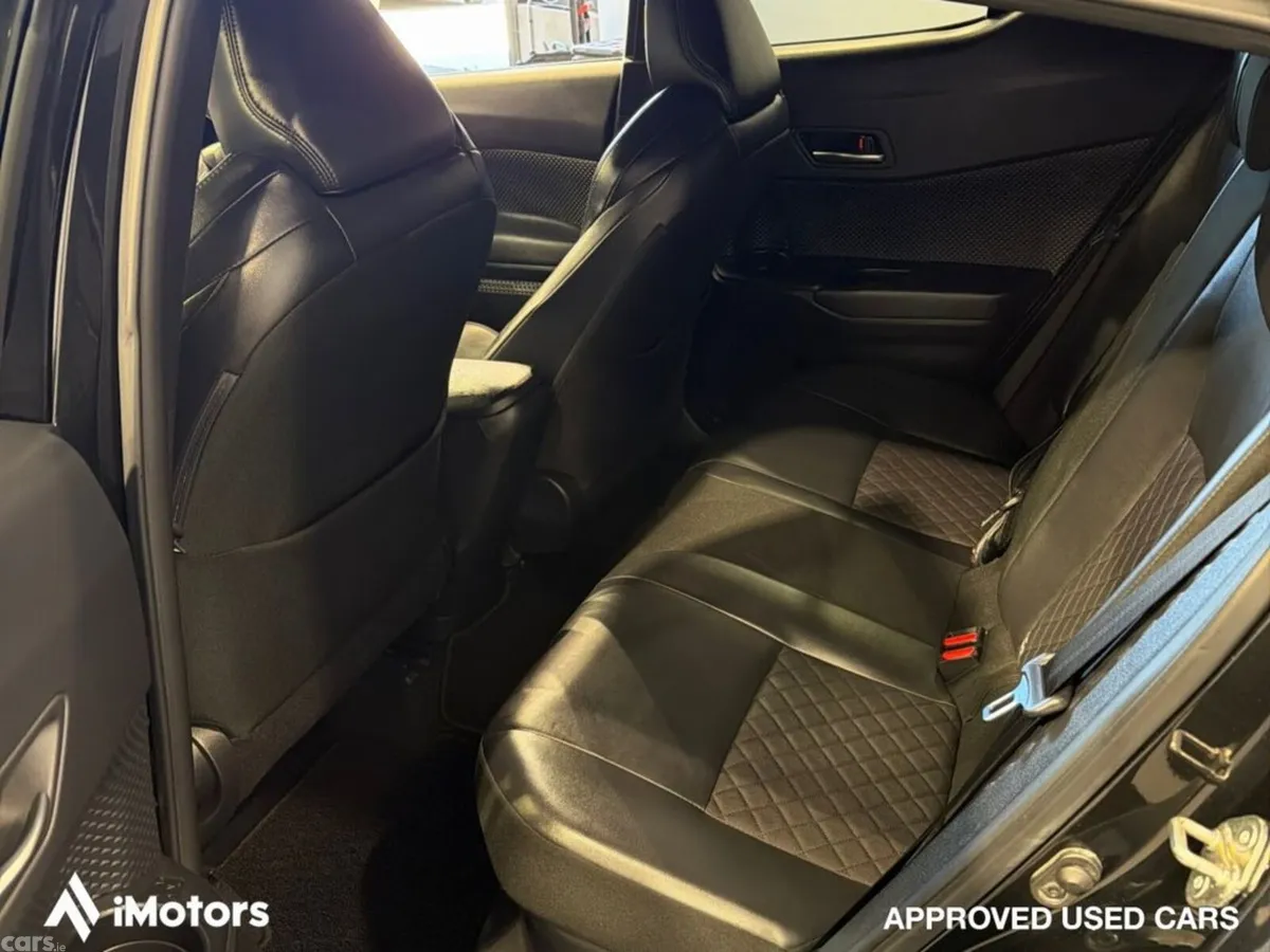 Toyota C-HR SUV, Petrol Hybrid, 2020, Black