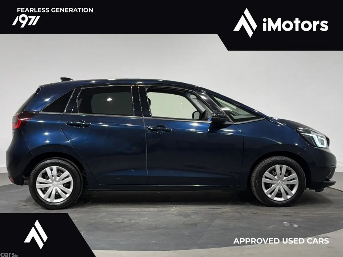 Honda Fit Hatchback, Petrol Hybrid, 2021, Blue
