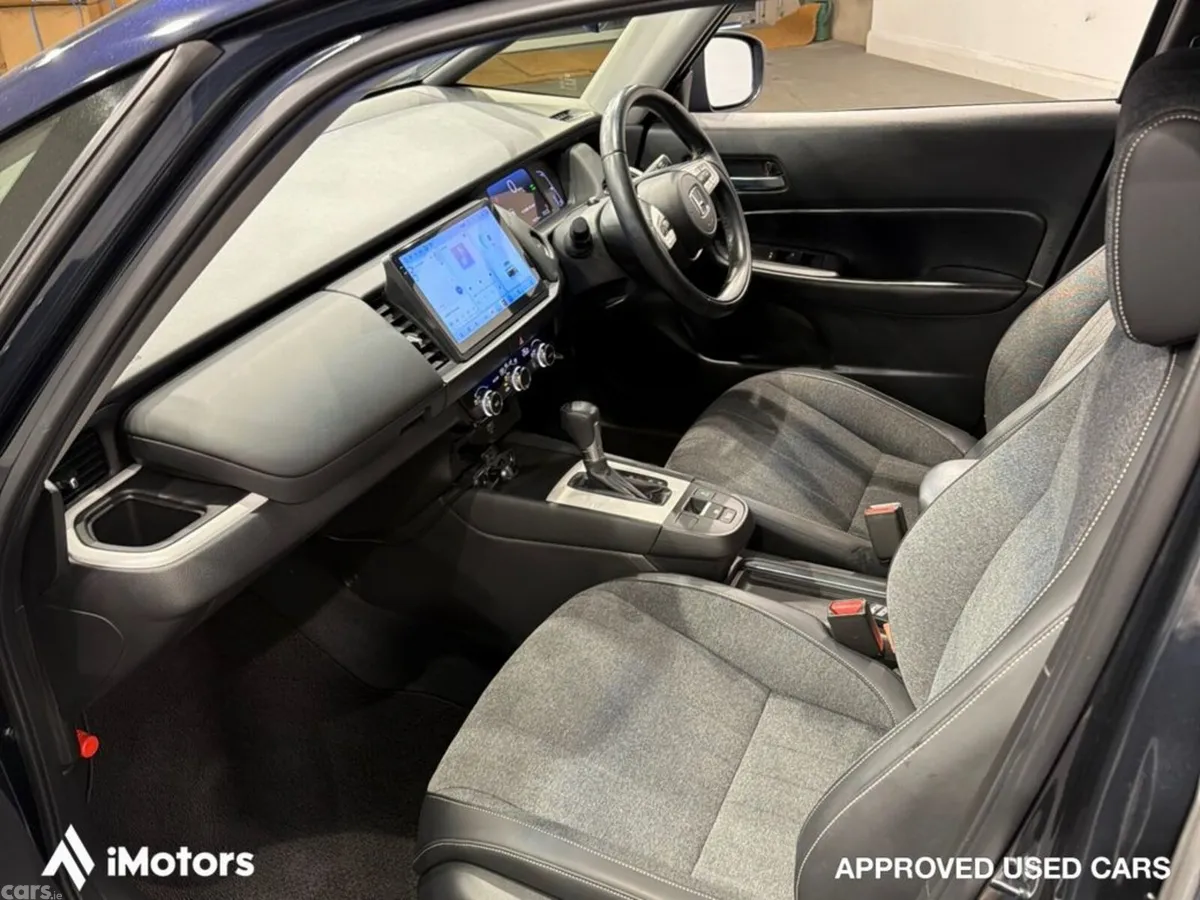 Honda Fit Hatchback, Petrol Hybrid, 2021, Blue