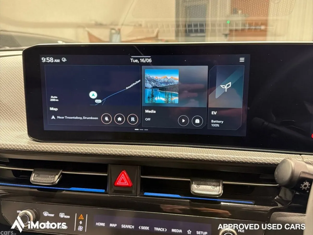 Kia EV6 SUV, Electric, 2025, Black