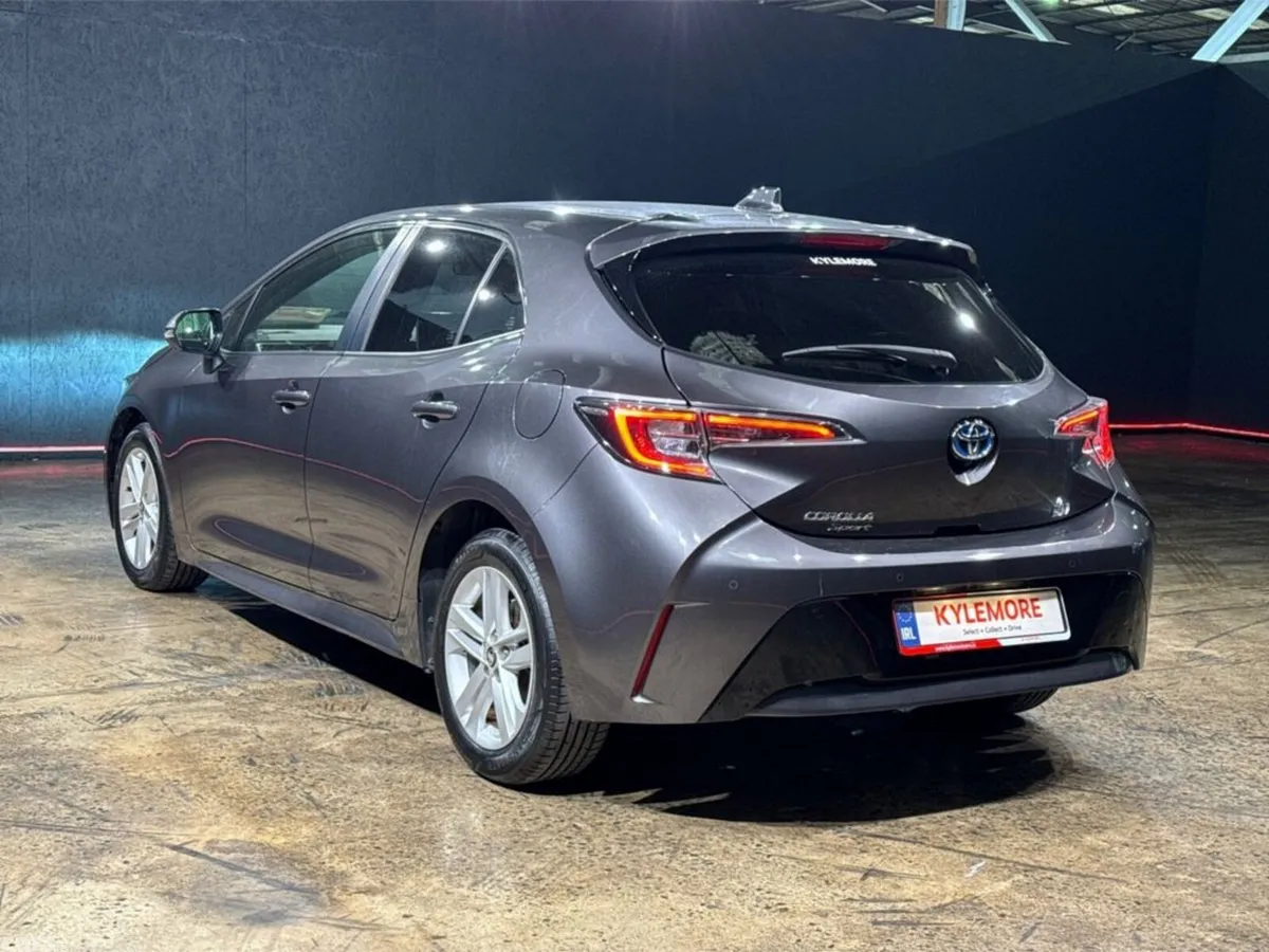 Toyota Corolla Hatchback, Petrol Hybrid, 2021, Grey