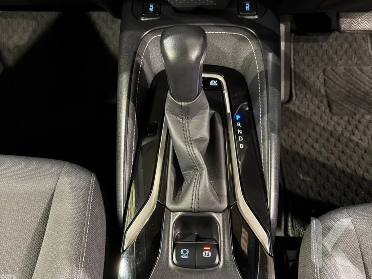 Toyota Corolla Hatchback, Petrol Hybrid, 2021, Red