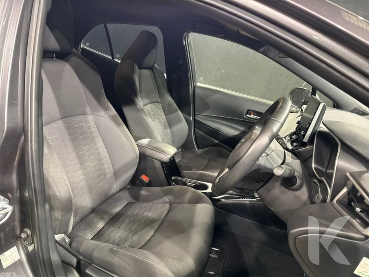 Toyota Corolla Hatchback, Petrol Hybrid, 2021, Grey