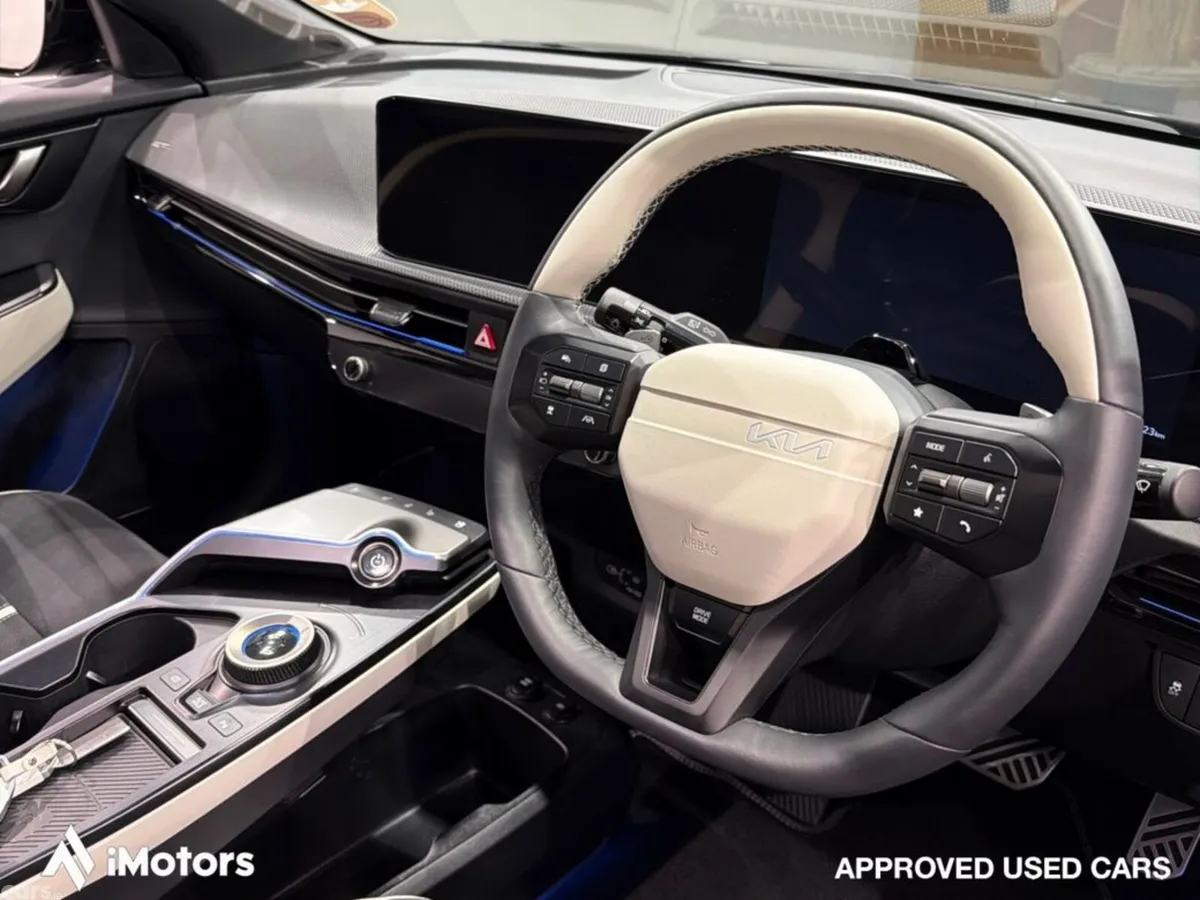 Kia EV6 SUV, Electric, 2025, Black