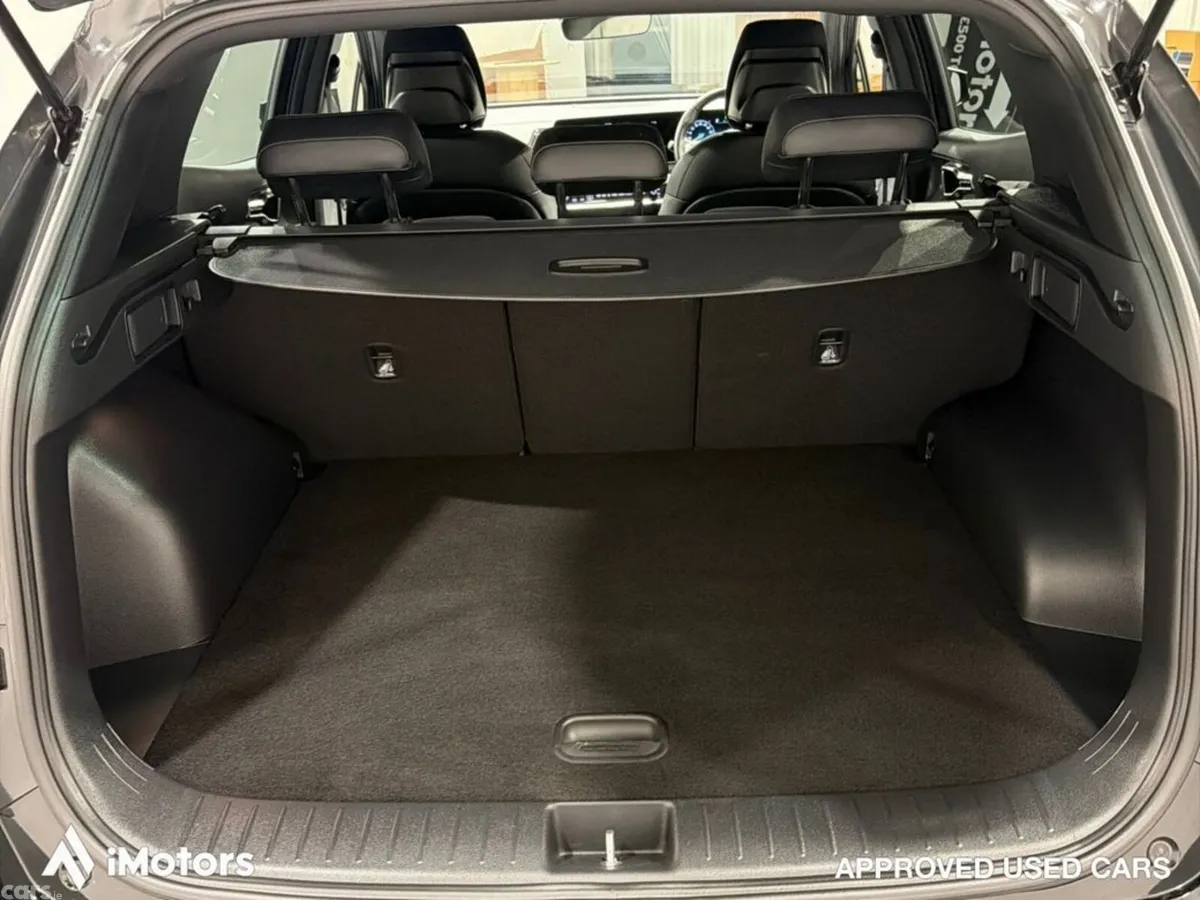 Kia Sportage SUV, Petrol Plug-in Hybrid, 2025, Black