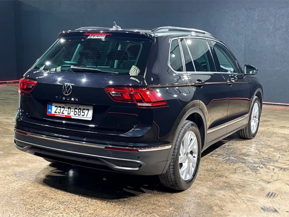 Volkswagen Tiguan SUV, Diesel, 2023, Black
